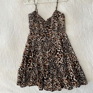 Never worn tags still on blue plant dress